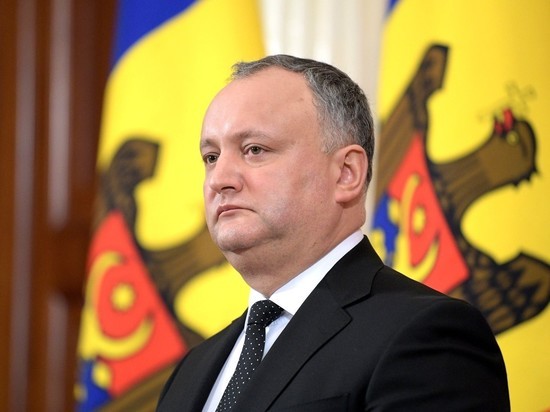 Молдавия перестала впускать россиян в страну: выдворили даже «Дом Романовых»