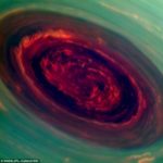 Ученым удалось запечатлеть гигантский ураган на Сатурне