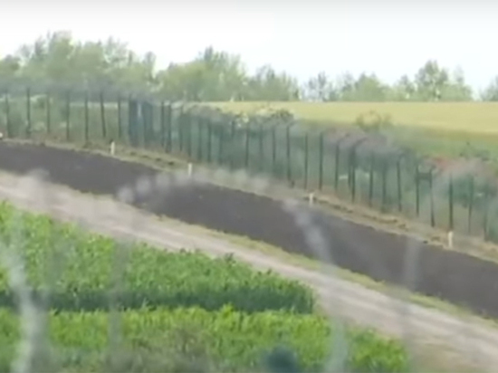 Готовят блокаду: на российско-украинской границе появились лагеря националистов