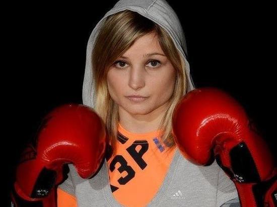 Чемпионка мира по боксу внезапно скончалась в возрасте 26 лет