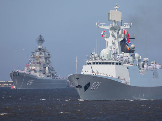Китайские военные корабли в Петербурге стали «ночным кошмаром» Трампа
