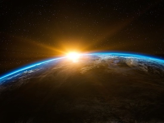 Ученые предсказали скорую гибель Солнца и Земли после аномальных вспышек