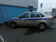 В Челябинске сотрудники Росгвардии припарковали свою машину парковке для инвалидов